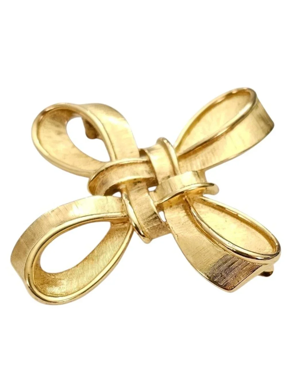 Trifari Gold Tone Maltese Cross Ribbon Brooch Signed, J109
